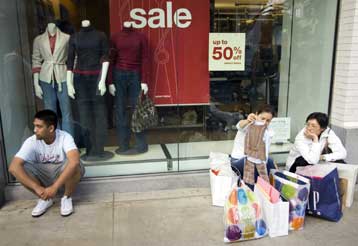 Απαισιοδοξία στην Ευρώπη από την εκτίναξη των τιμών του πετρελαίου