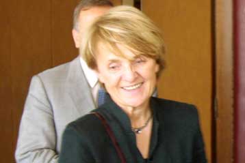 Μόλις το 2,5% του κόστους του Εθνικού Κτηματολογίου θα χρηματοδοτήσει η Κομισιόν