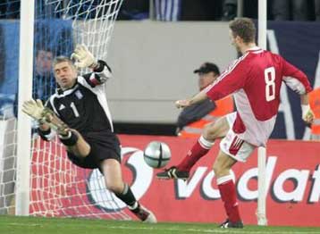 Η αποστολή της Δανίας για τον κρίσιμο αγώνα με την εθνική μας στην Κοπεγχάγη