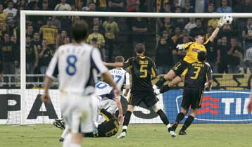 Η Ζενίτ απέκλεισε την ΑΕΚ από το UEFA με γκολ του Αρσάβιν στο 89ο λεπτό