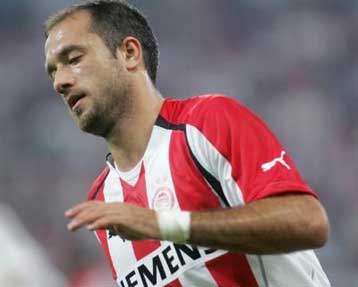 Αμφίβολη η συμμετοχή του Μαυρογενίδη στο ντέρμπι με την ΑΕΚ