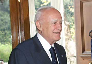 Την Τρίτη τα επίσημα εγκαίνια της Ακαδημίας Εργασίας της ΓΣΕΕ