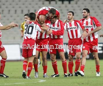 Ο Ολυμπιακός νικητής ξανά στο ΟΑΚΑ, 3-1 την ΑΕΚ με αναπάντεχο φινάλε