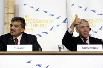 Επίσημη έναρξη των διαπραγματεύσεων ένταξης της Τουρκίας στην ΕΕ