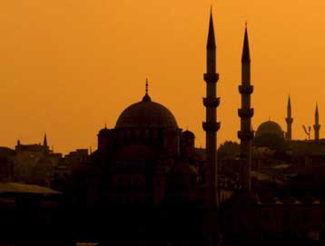 Με ενθουσιασμό υποδέχεται ο τουρκικός Τύπος την έναρξη ενταξιακών διαπραγματεύσεων