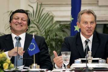 Δεν είναι εγγυημένη η ενσωμάτωση της Τουρκίας, διασαφηνίζει η ΕΕ