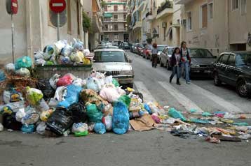 Την Τετάρτη αποφασίζουν οι εργαζόμενοι εάν θα ανοίξουν τη χωματερή