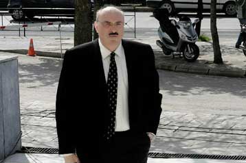 Ελεύθερος ο επιχειρηματίας που φέρεται να εμπλέκεται στην υπόθεση Καλούση