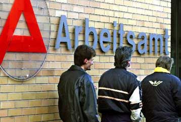 Επιτάχυνση της ανάπτυξης του τομέα υπηρεσιών στην ευρωζώνη τον Σεπτέμβριο