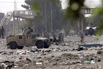 Νέα επίθεση αυτοκτονίας στη Βαγδάτη με τουλάχιστον 10 νεκρούς