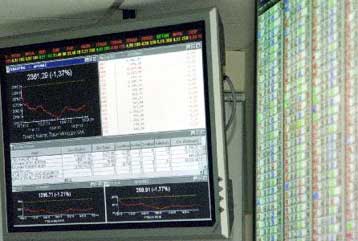 Με απώλειες 1,07% κάτω από τις 3.350 μονάδες έκλεισε το Χρηματιστήριο την Πέμπτη