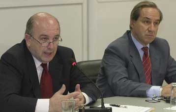 Οι δηλώσεις Αλμούνια εκθέτουν κυβέρνηση και Αλογοσκούφη, λέει η αντιπολίτευση