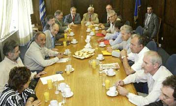 Υπό την αίρεση της Κομισιόν το ενιαίο μισθολόγιο – Απεργία της ΑΔΕΔΥ στις 10 Νοεμβρίου