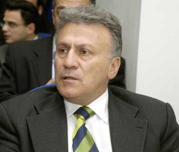 Διευκρινίσεις Ψωμιάδη για την παρουσία του στην εκδήλωση του υπόδικου καναλάρχη