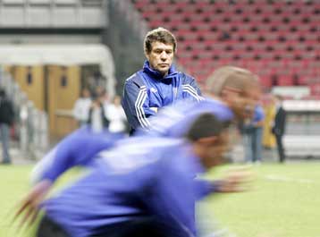 Ο Ρεχάγκελ τον τελευταίο λόγο για το κρίσμο σαββατιάτικο ματς στη Δανία