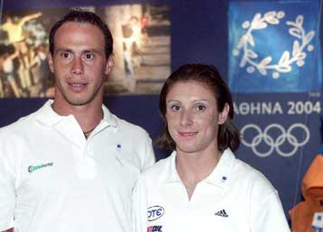 Αλλαγή πλεύσης από τη ΔΟΕ στην υπόθεση Κεντέρη-Θάνου αποκαλύπτουν οι Financial Times