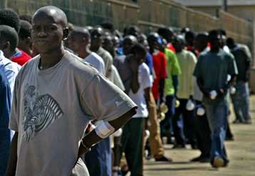 Έκκληση Ανάν προς Ισπανία και Μαρόκο μετά τα τραγικά γεγονότα στη Μελίγια