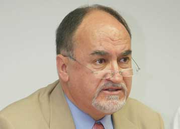 Οι σκέψεις στο Μαξίμου και τα σενάρια την επομένη της παραίτησης Ρεγκούζα