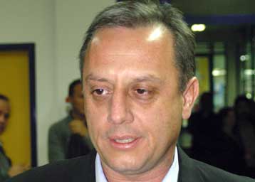 Ορκίζεται τη Δευτέρα ως νέος υφυπουργός Οικονομικών ο Αντώνης Μπέζας