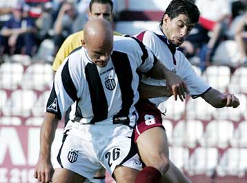 Πρώτη νίκη για την Καλαμάτα, 2-0 τον Πανηλειακό