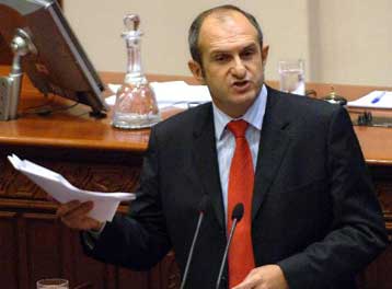 Σκληραίνει τη στάση της η Αθήνα στο ζήτημα της ονομασίας της ΠΓΔΜ