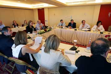 Κριτική και προτάσεις από το ΠΑΣΟΚ για την οικονομική πολιτική