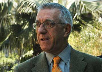 «Ούτε εφησυχασμό ούτε πανικό» συνιστά η κυβέρνηση για τη γρίπη των πτηνών