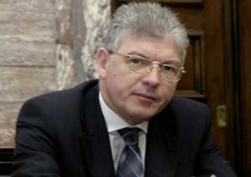 Επερώτηση πέντε βουλευτών της ΝΔ για τις προσλήψεις στα υπουργικά γραφεία επί ΠΑΣΟΚ