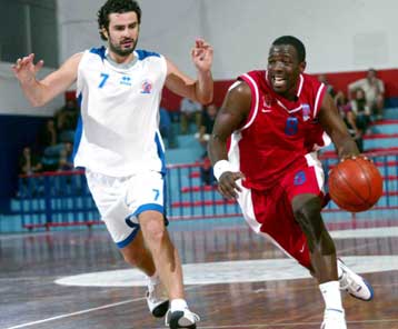 «Τέλος» από τον Κολοσσό ο Χέντερσον, για προσωπικούς λόγους υποστηρίζει η διοίκηση