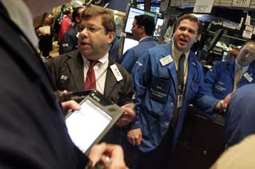 Μεικτή εικόνα στη Γουόλ Στριτ, κέρδη στα ευρωπαϊκά χρηματιστήρια την Τρίτη