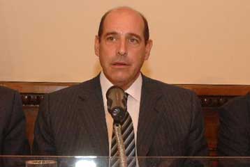 Αύξηση του ορίου απολύσεων στο 4% ζητεί ο ΣΕΒ