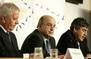 Η Κομισιόν απέρριψε αίτημα της Oυγγαρίας για τιτλοποίηση