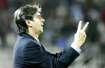 Και με τη βούλα ο Κωστίκος προπονητής του ΠΑΟΚ μέχρι τη λήξη της περιόδου