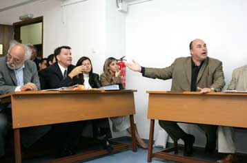 Υπήρξε επεισόδιο, λένε Κούγιας και Λυκουρέζος-Το αρνείται ο Μπέος