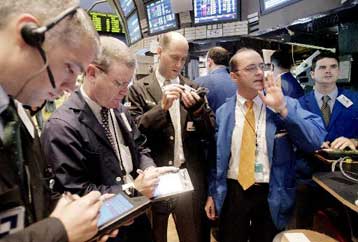 Με κέρδη έκλεισαν την Παρασκευή οι δείκτες σε Γουόλ Στριτ και ευρωπαϊκά χρηματιστήρια