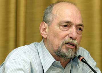 Επιμένει στη διεκδίκηση της υποψηφιότητάς του για το δήμο Αθήνας ο Μ.Παπαγιαννάκης