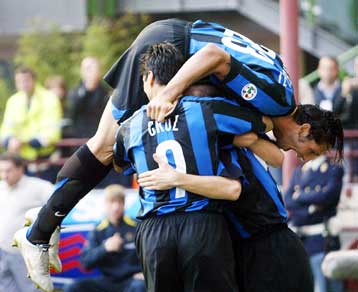 Δεύτερη ανέβηκε η Ίντερ, με 1-0 νίκησαν η Ίντερ την Φιορεντίνα και η Έμπολι την Ρόμα