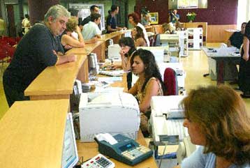 Οι καταργήσεις φοροαπαλλαγών ακυρώνουν τις μειώσεις των φορολογικών συντελεστών