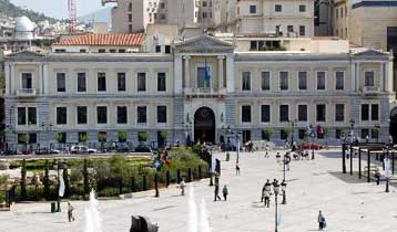 Προσφορά για την εξαγορά της Banca Comerciala Romana καταθέτει η Εθνική Τράπεζα