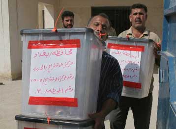 Ανησυχία για νοθεία καθυστερεί το αποτέλεσμα του δημοψηφίσματος στο Ιράκ