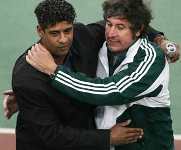 Μπορούσαμε να νικήσουμε, τόνισε ο Μαλεζάνι που εξήρε τους νεαρούς παίκτες του