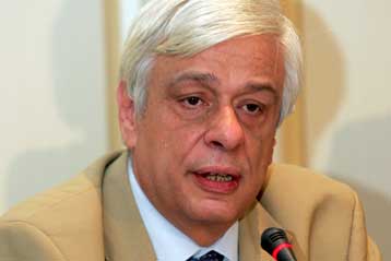 Διαρκείς οι προσπάθειες για πάταξη της διαφθοράς, δηλώνει ο Προκόπης Παυλόπουλος