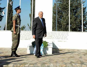 Η Τουρκία οφείλει να σέβεται τους κανόνες της ΕΕ, δήλωσε από την Κύπρο ο Πρόεδρος