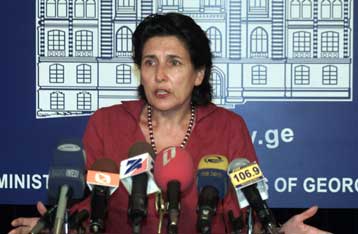 Εκτός κυβέρνησης έθεσε την υπουργό Εξωτερικών ο πρωθυπουργός της Γεωργίας