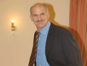 Δείπνο στους πρέσβεις των αραβικών κρατών παρέθεσε ο Γ.Παπανδρέου