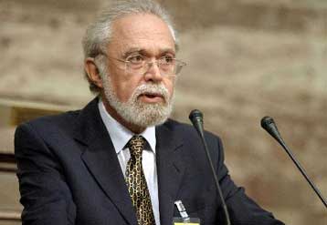 Παρεμβάσεις στην αγορά τροφίμων προαναγγέλλει ο πρόεδρος της Επιτροπής Ανταγωνισμού