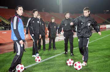 Αδικα «έπεσε» ο ΠΑΟΚ στην Ουκρανία, 1-0 από την Σαχτάρ με αυστηρότατο πέναλτι