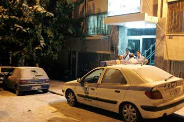 Επίθεση με βόμβες μολότοφ κατά του Αστυνομικού Τμήματος Ακροπόλεως