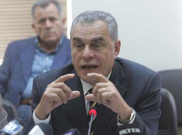 Εντεταλμένη υπηρεσία η προσπάθεια δωροδοκίας, σύμφωνα με τον Γ.Γιακουμάτο