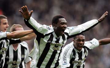 Φρένο πάτησε στο «Γκούντισον Παρκ» η Τσέλσι, παραμένουν ψηλά Μπόλτον, Γουεστ Χαμ